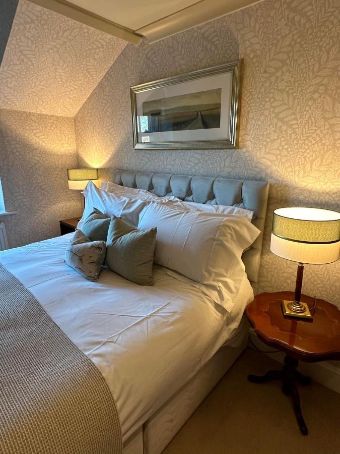 Burford Lodge Hotel - Adults Only 外观 照片